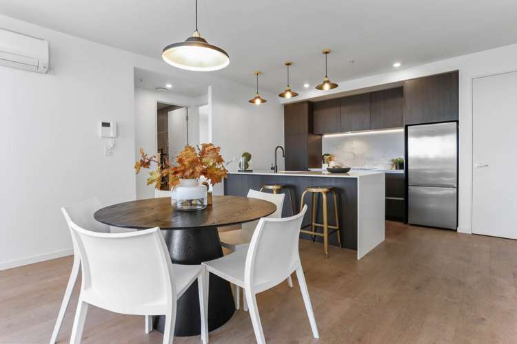 402/8 Central Road Kingsland_9