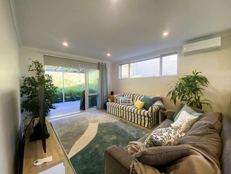 39 Sanremo Lane Stanmore Bay_1