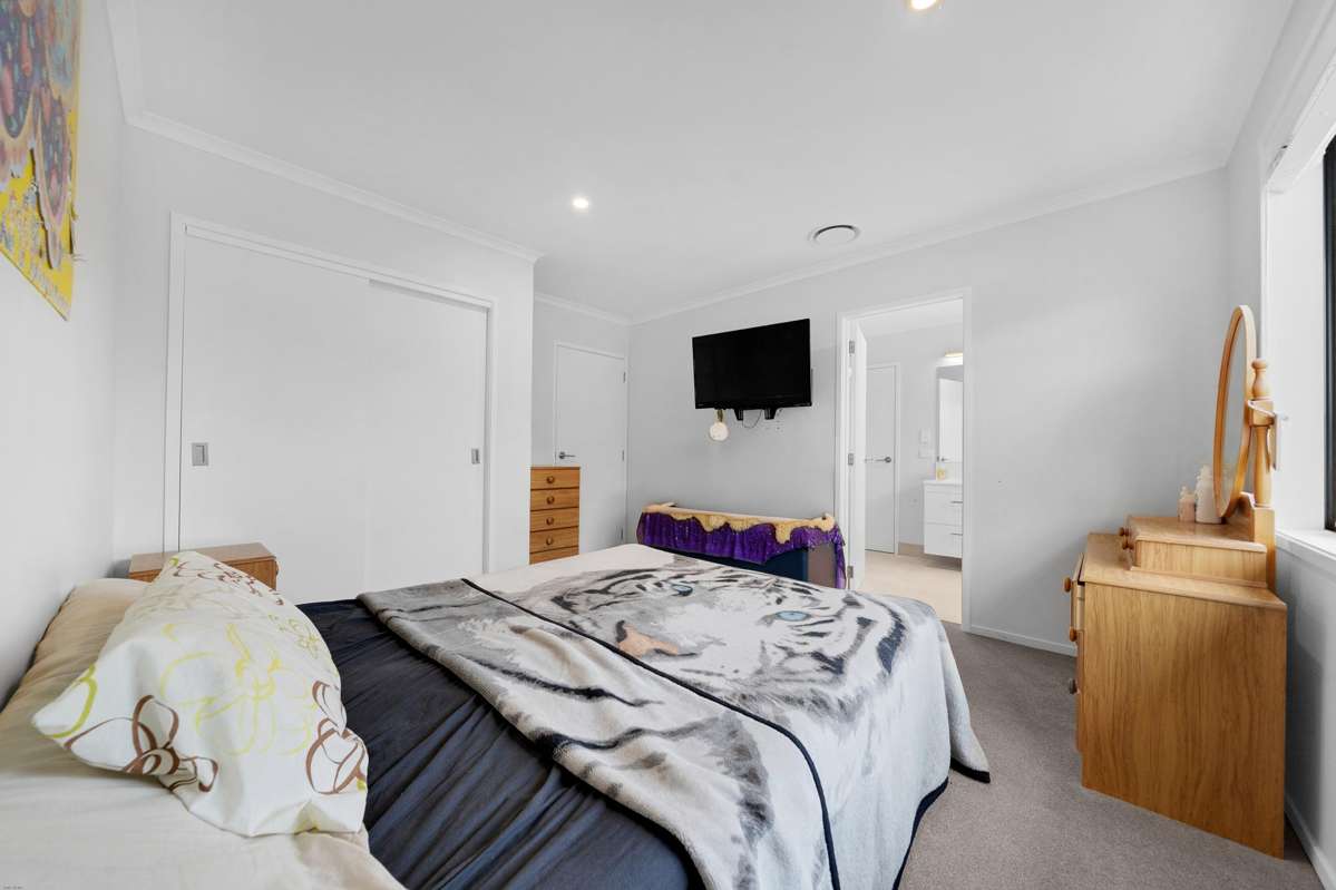 12 Leathem Crescent_5