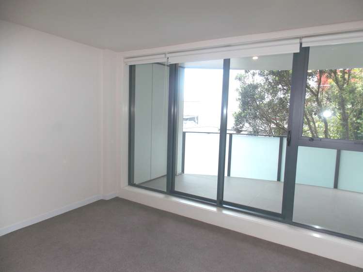 16/8 Basque Road Eden Terrace_6