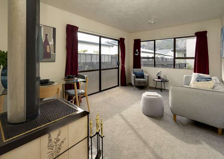 2/50 Tasman Street The Wood_5