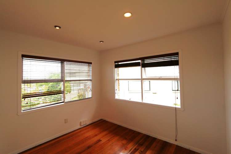 66 Bradbury Road Botany Downs_13