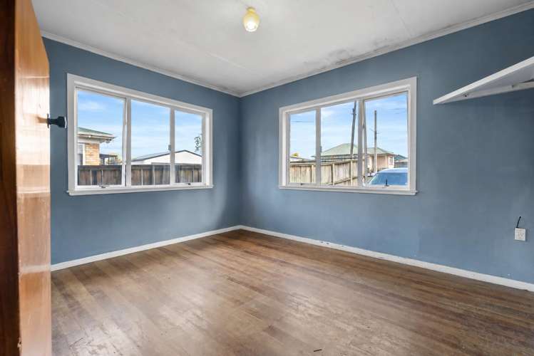 15 & 15A Freyberg Crescent Pukekohe_6