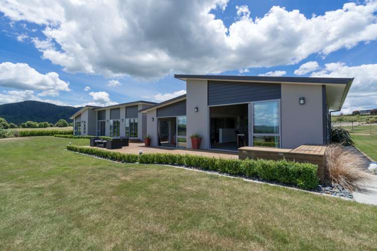 134 Hitiri Road Kinloch_17