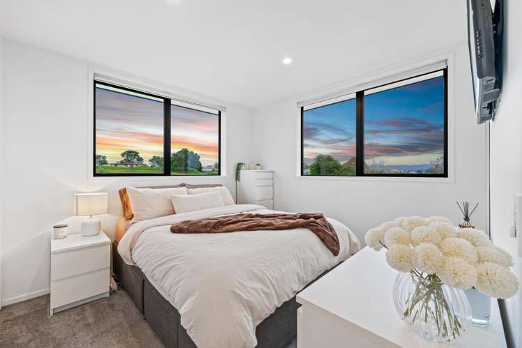 52f Vodanovich Road Te Atatu South_14