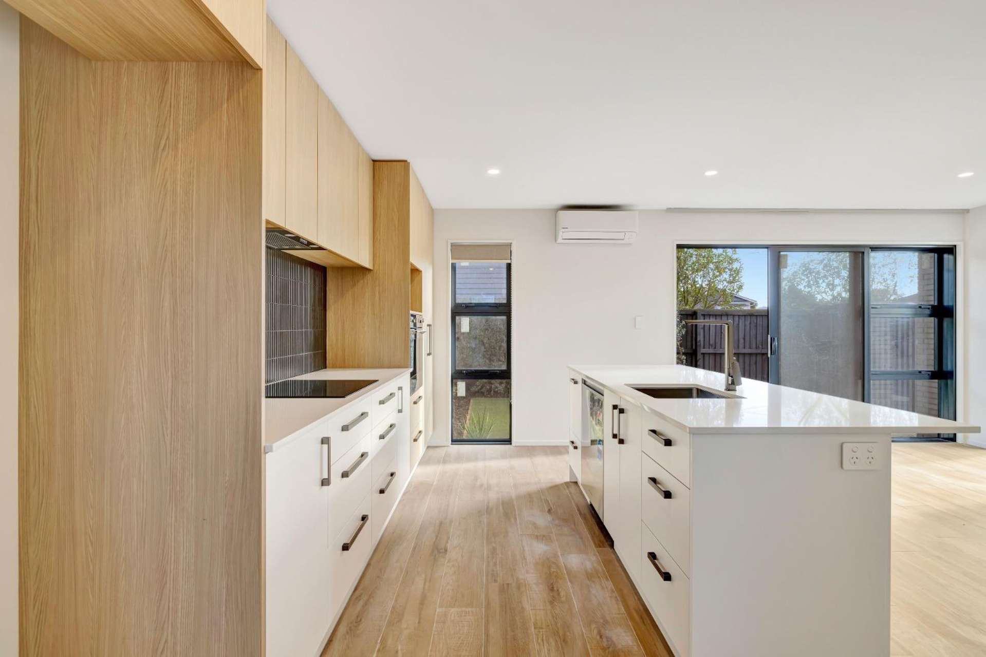 1/11 Spring Grove Street 10222_0