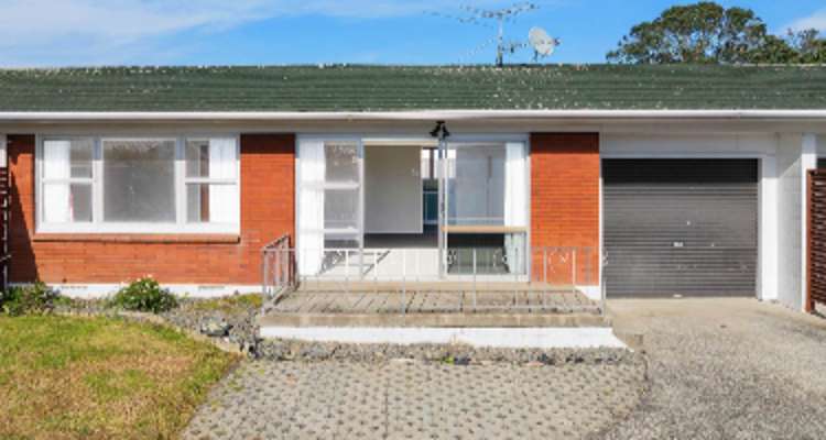 2/93 Seddon Street_0