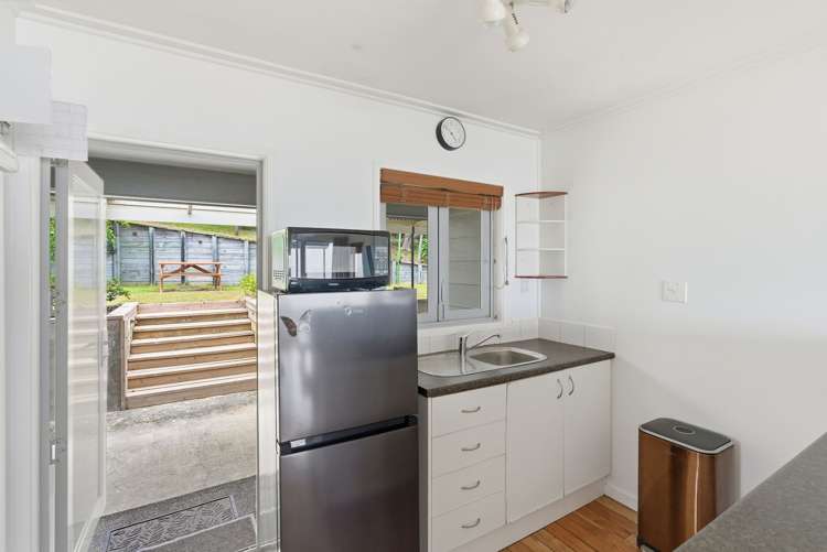 45 Seaview Road Cable Bay_7