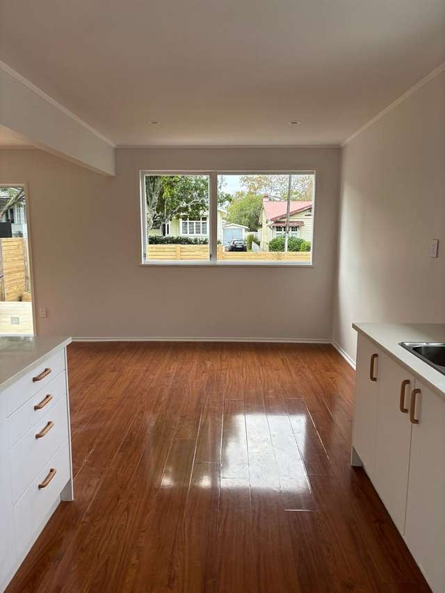 1/30 Wairere Avenue Mount Albert_2