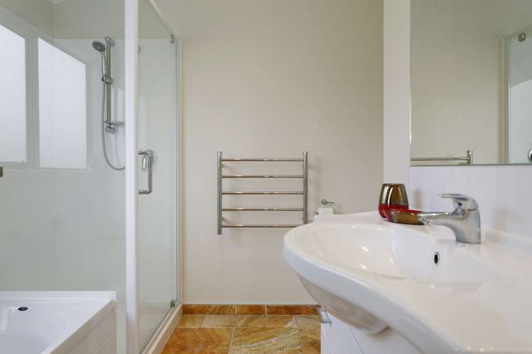 26 Riverlea Downs Broadlands_16