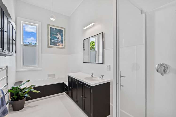 47 Kauika Road West Avenues_20