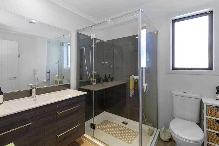 5 Angus Place Carterton_16