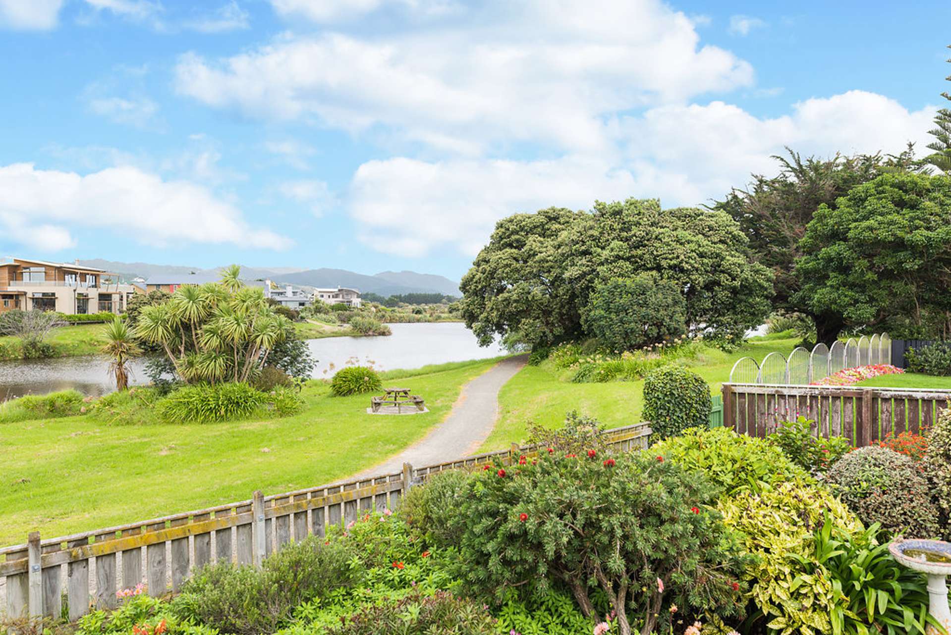 194 Tutere Street Waikanae Beach_0