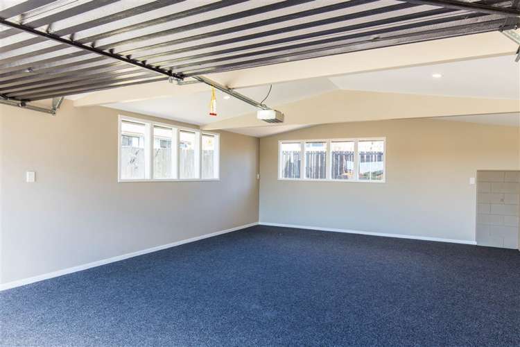 35 Solar Road Glen Eden_17