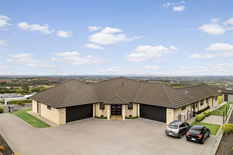 26 Lawrence Carter Drive Bombay_14