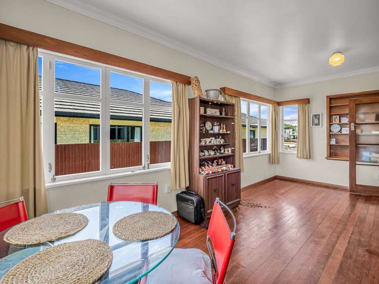 89 Parker Avenue Levin_9