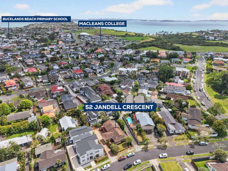 52 Jandell Crescent Bucklands Beach_0