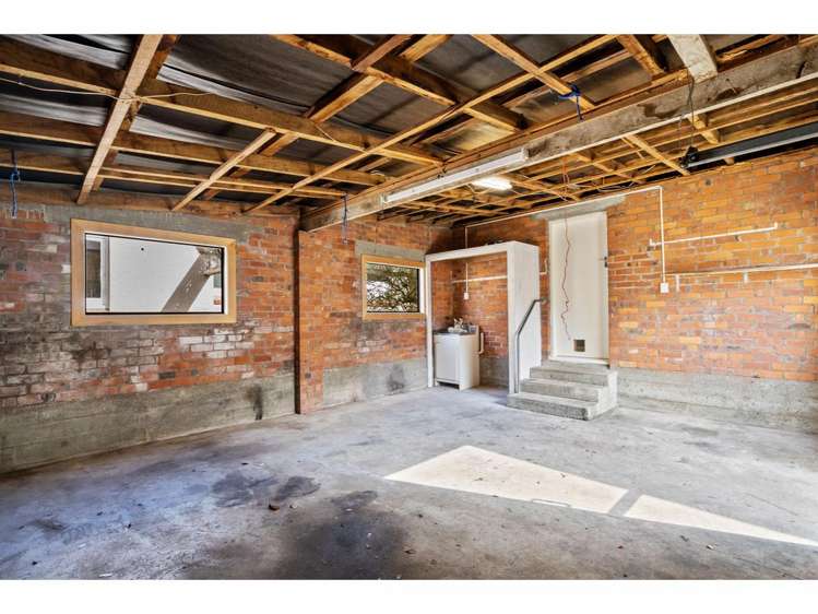 583 Tay Street Hawthorndale_16