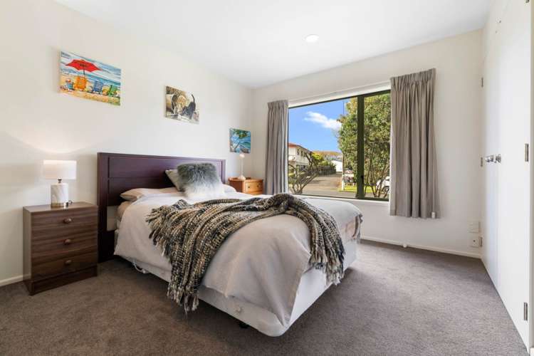 11 Carnoustie Drive Wattle Downs_11