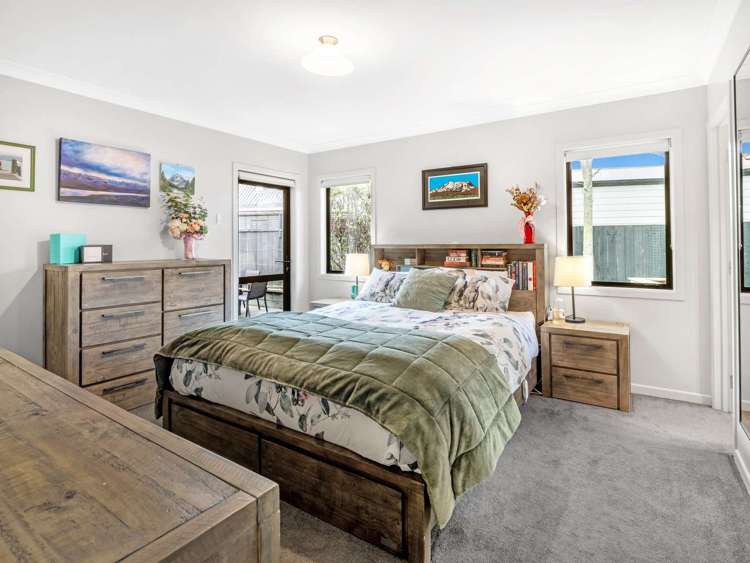 34 Dahlstrom Grove Kelvin Grove_15