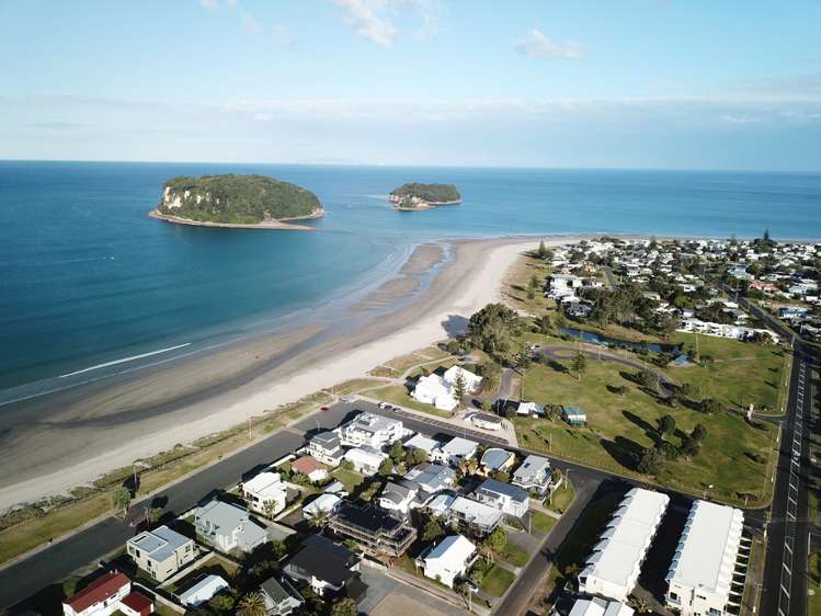 330 Ocean Road Whangamata_19