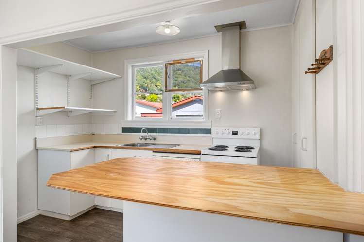 27 Oxford Street Picton_11
