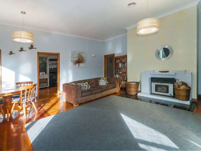 198 Eastern Hutt Road Taita_4