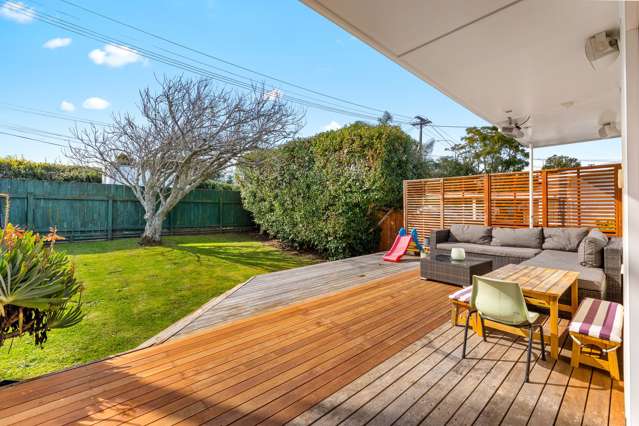 1/296 Wairau Road Glenfield_4