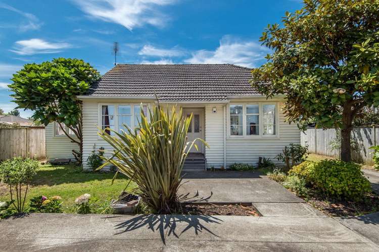 16a Erima Avenue Point England_0