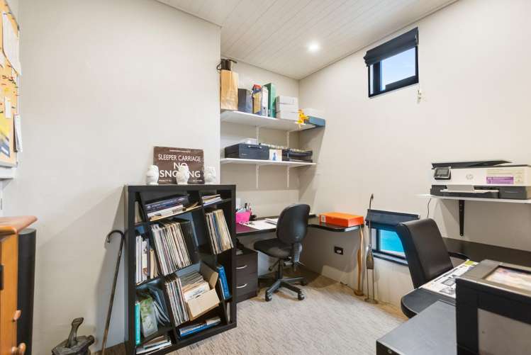 32 Rockhaven Albert Town_16