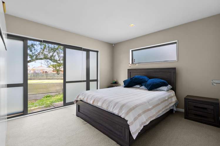 15 & 15A Freyberg Crescent Pukekohe_17