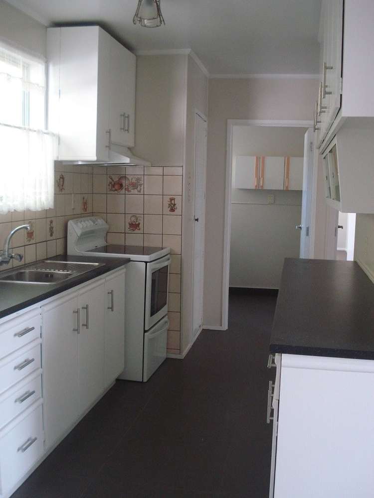 8 Smedley Street Manurewa_4