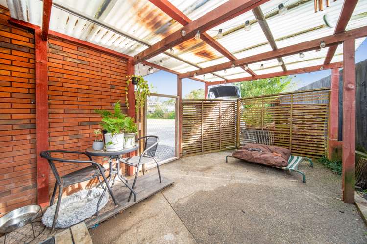 16 Sierra Avenue Kamo_17