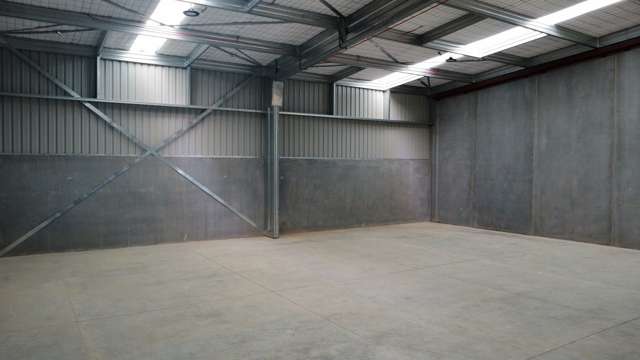 5/43-45 Thomas Neal Crescent Trentham_4