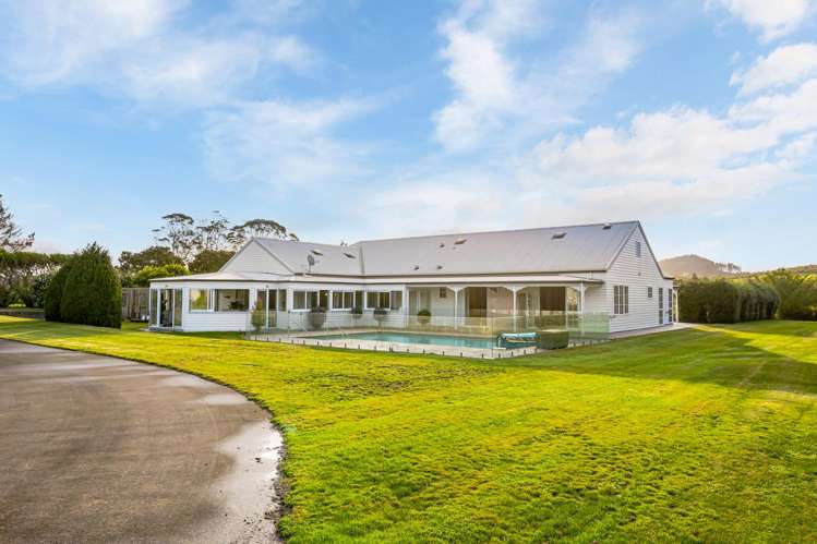 430 Waitoki Rd Wainui_27