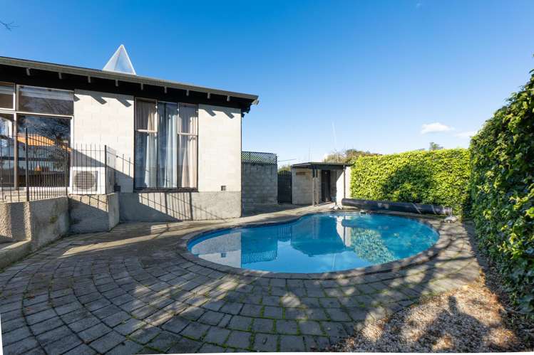 40 Barnes Street Glenwood_32