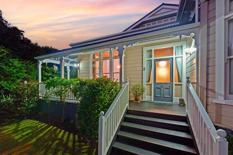 3 Wedgewood Grove Raumati Beach_26