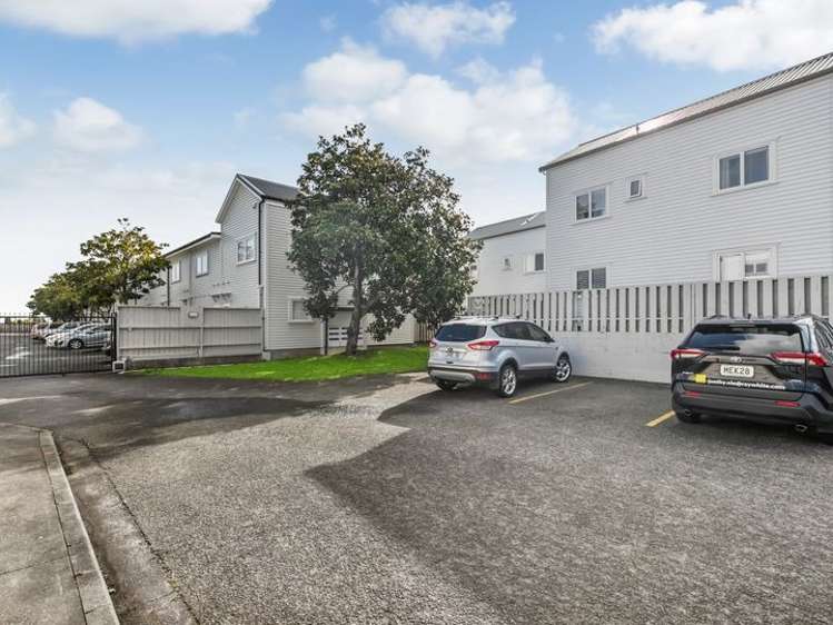 9/99 Mays Road 10051_10