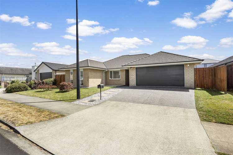 18 Chalgrove Road Huntington_19