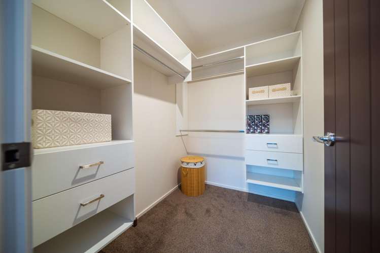 4 Banbury Terrace Lower Shotover_13