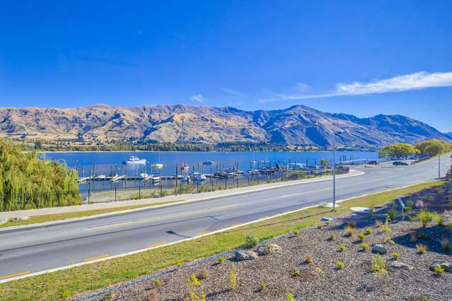 Apt 37 Marina Terrace, 65 Lakeside Road Wanaka_2