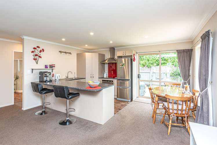 27 Buckingham Place Springvale_6