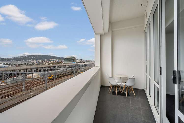 212/107 Thorndon Quay Pipitea_4