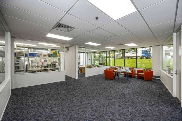 8-10 Vestey Drive Mount Wellington_8