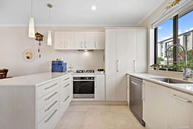 8 Tia Road Flat Bush_4