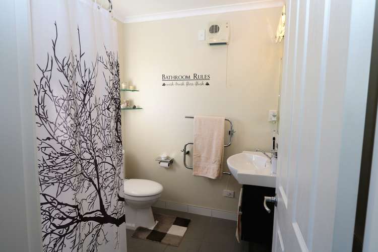 6 Endelave Way Carterton_14