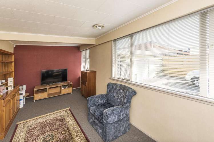 367-369 Main Road Kumeu_6