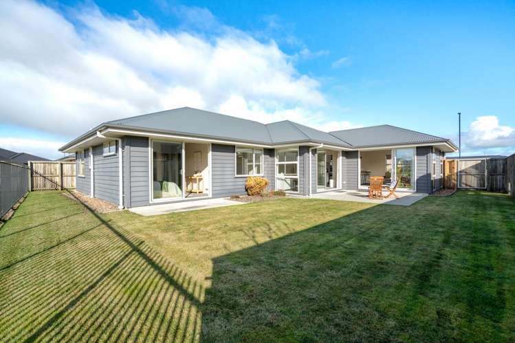 5 Whitehorn Drive_0