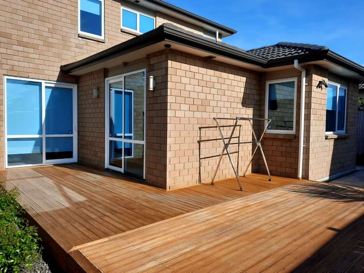 43 Springside Drive 10673_18