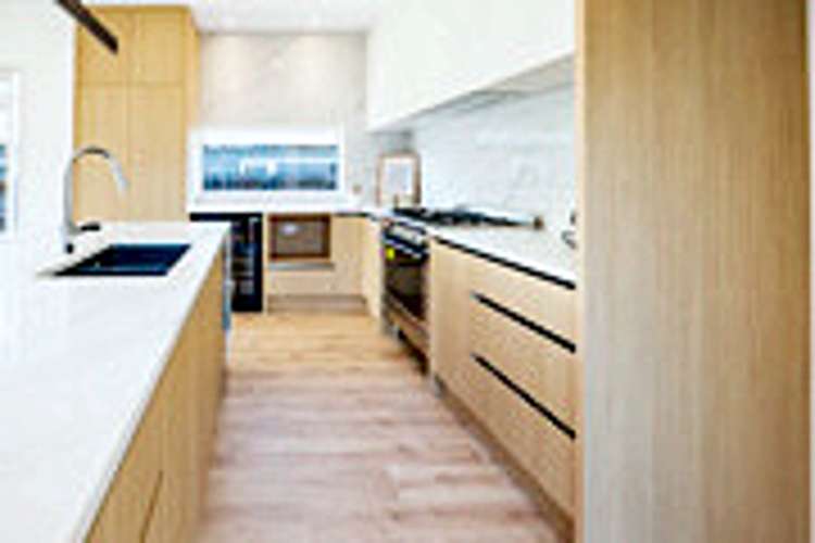 75 Parish Drive_5